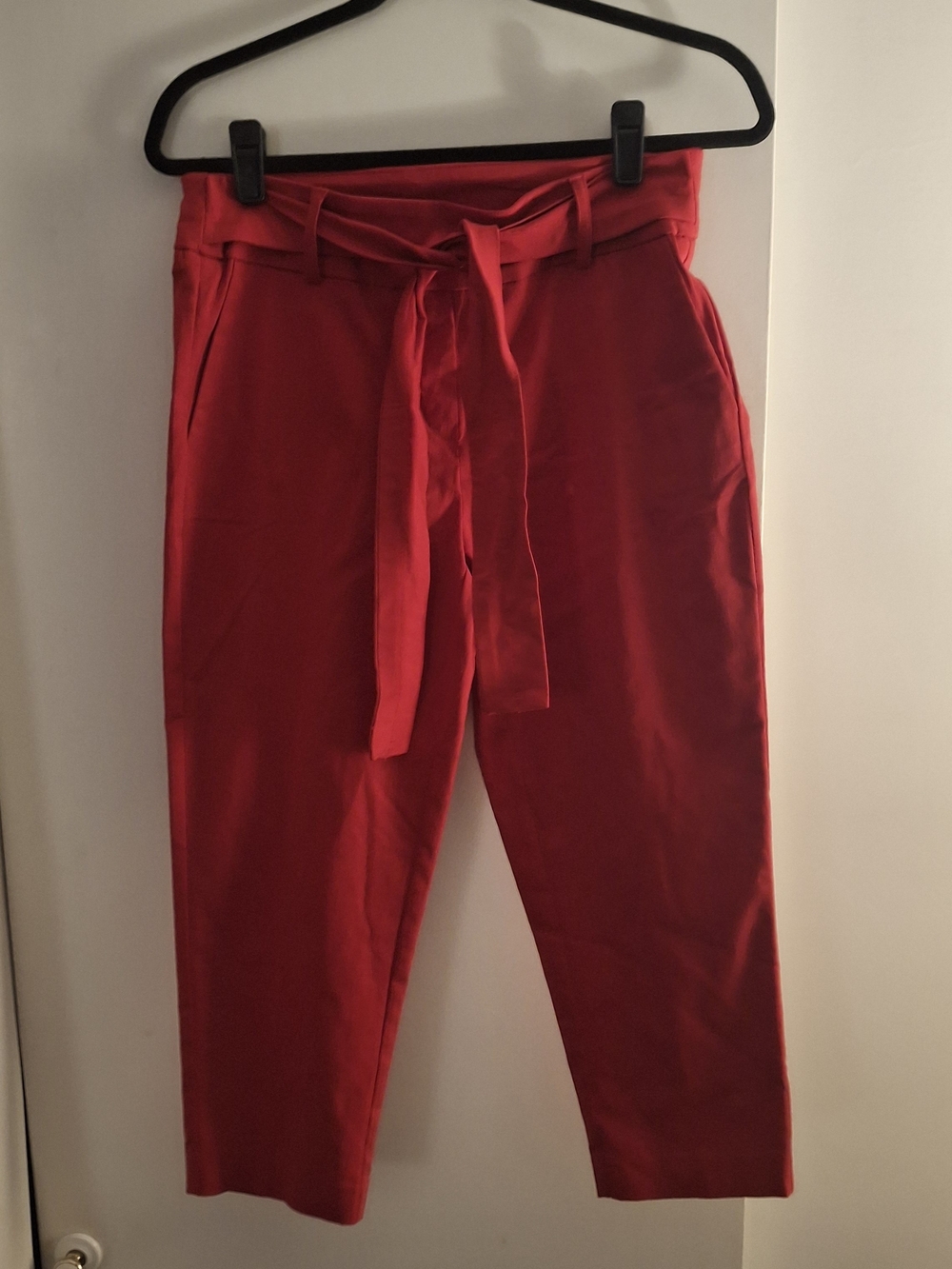 Fit Sight Women's High-Rise Tie-Waist Red Cropped Trousers